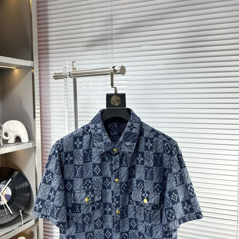 AllSeason Louis Vuitton Short Suits 135721