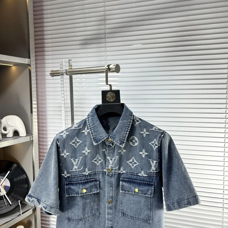 Chic Louis Vuitton Short Suits 135742