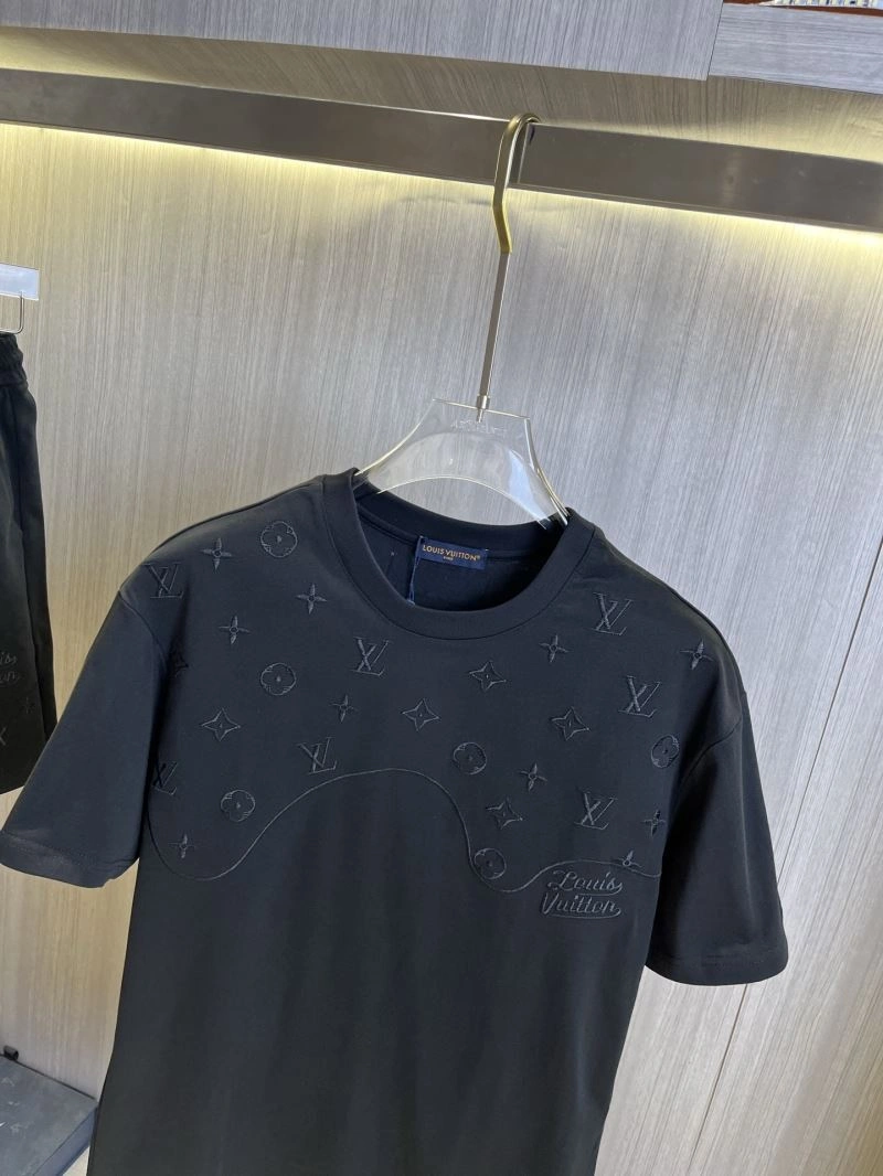 Louis Vuitton Short Suits Trendsetting 134812