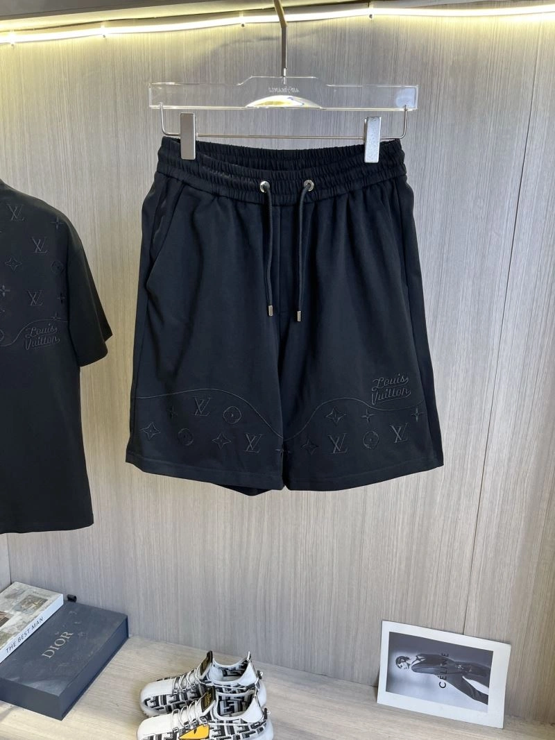 Louis Vuitton Short Suits Trendsetting 134812