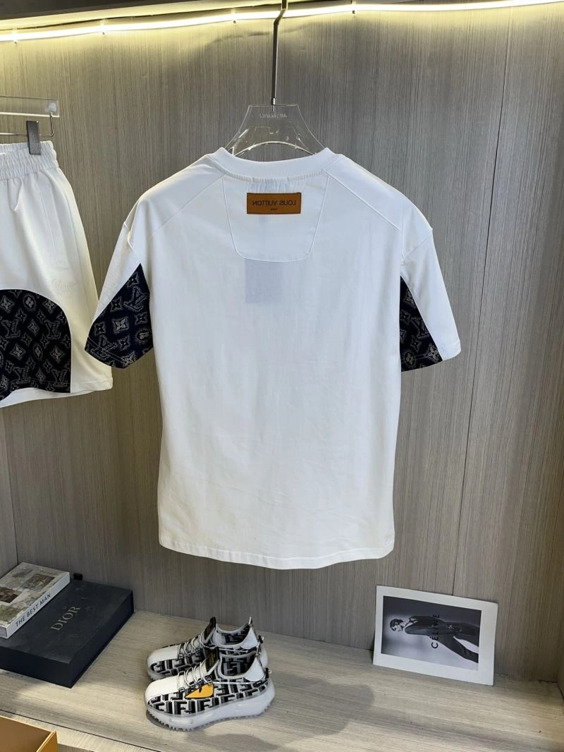 Reliable Louis Vuitton Short Suits 134808
