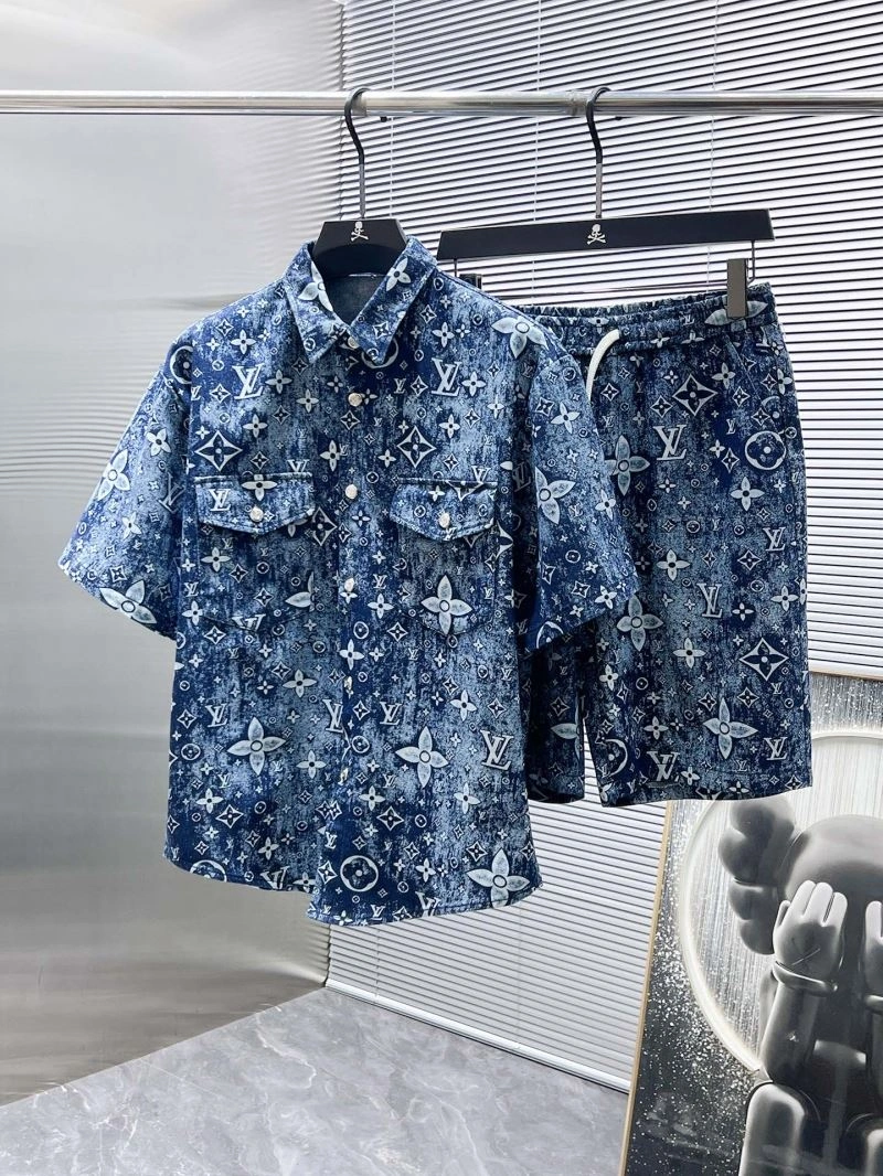 Louis Vuitton Short Suits Vibrant 134865