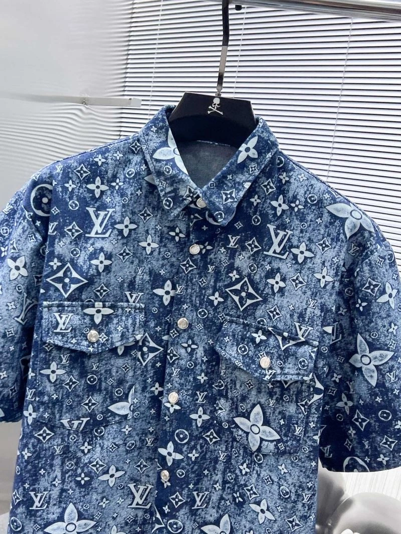 Louis Vuitton Short Suits Vibrant 134865