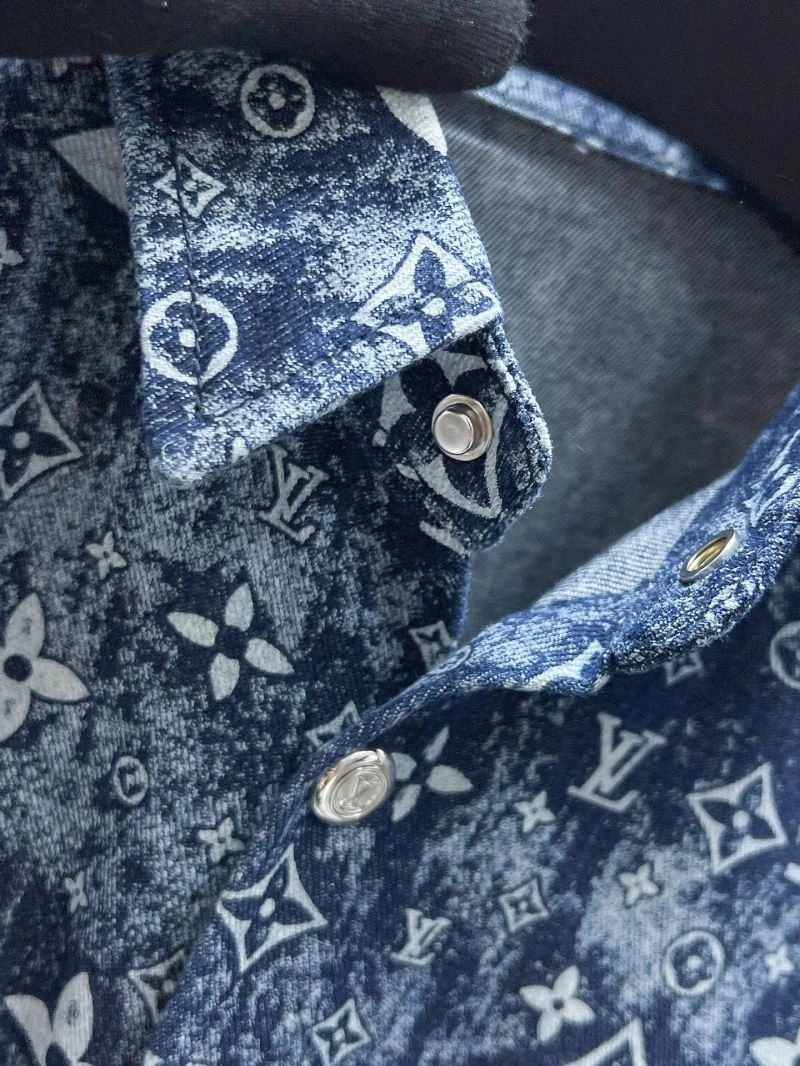 Louis Vuitton Short Suits Vibrant 134865