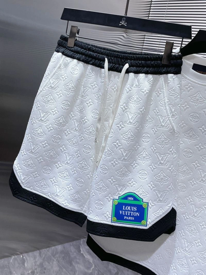 Refined Louis Vuitton Short Suits 134818