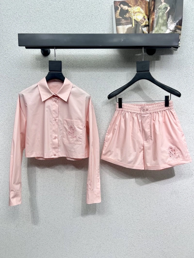 Louis Vuitton Short Suits EyeCatching 131384