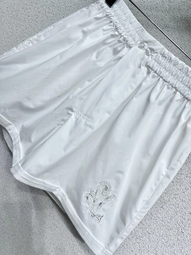 Effortless Louis Vuitton Short Suits 131359