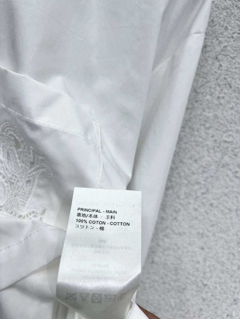 Effortless Louis Vuitton Short Suits 131359