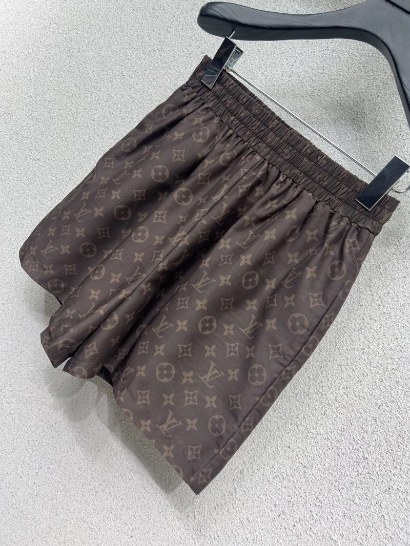 Colorful Louis Vuitton Short Suits 131380