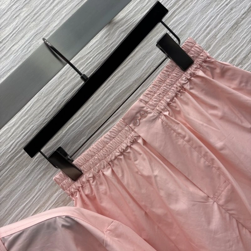 Affordable Louis Vuitton Short Suits 131372