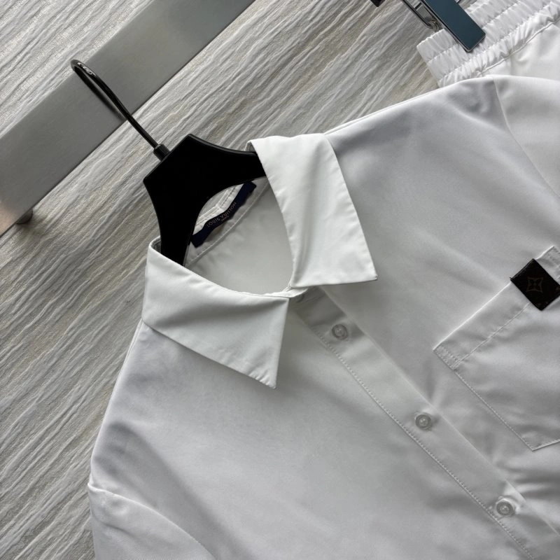 Louis Vuitton Short Suits EyeCatching 131357