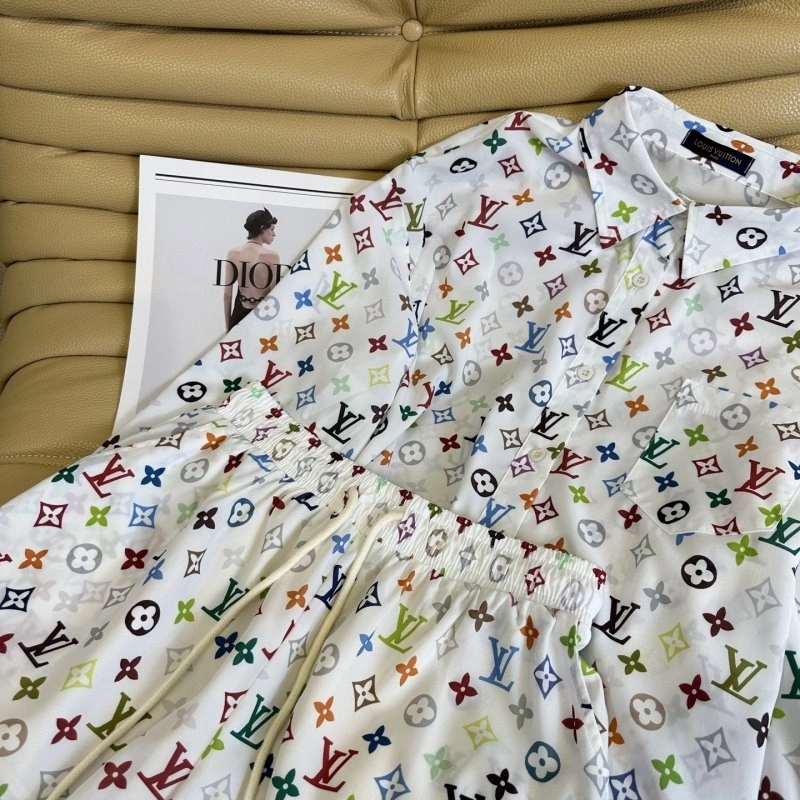 Louis Vuitton Short Suits GoodFit 131257