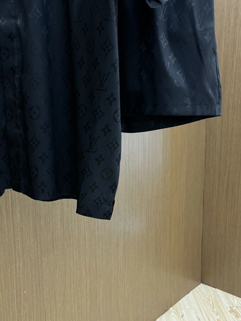 Sustainable Louis Vuitton Short Suits 133687