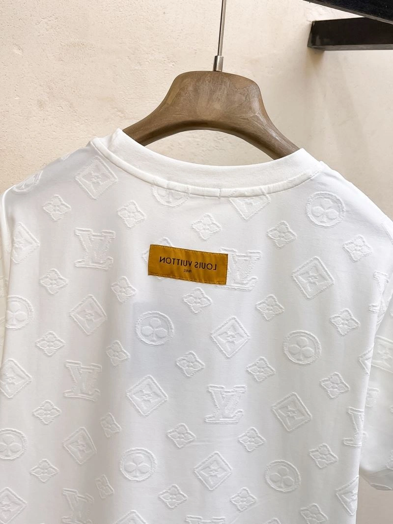 EasyMatch Louis Vuitton Short Suits 133677
