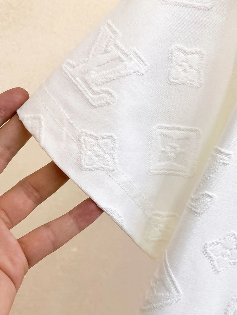 EasyMatch Louis Vuitton Short Suits 133677