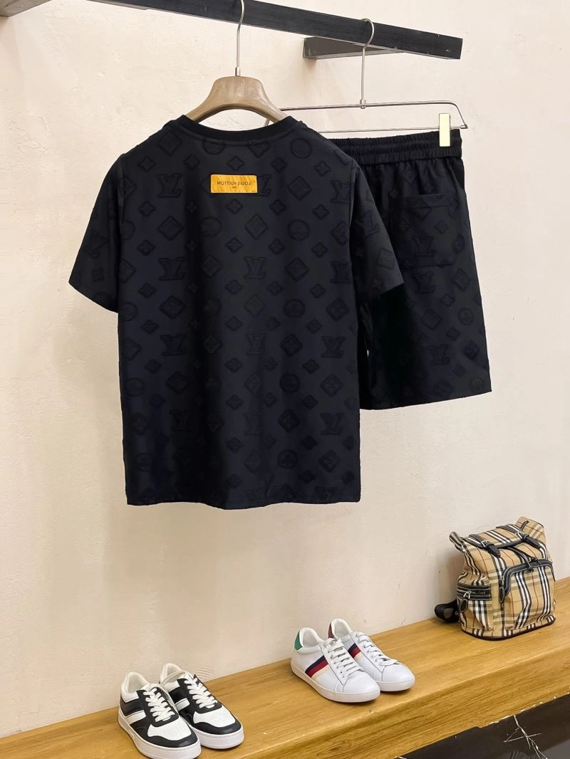 Louis Vuitton Short Suits ZeroBulk 133676