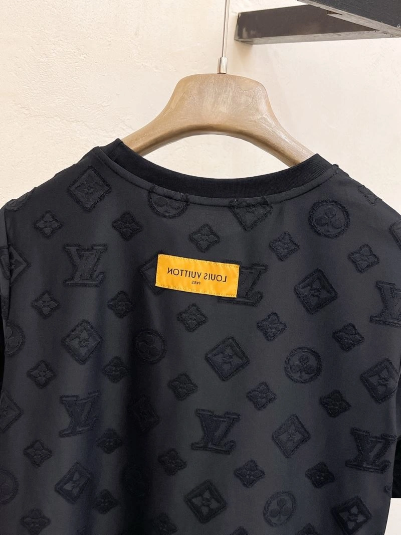 Louis Vuitton Short Suits ZeroBulk 133676