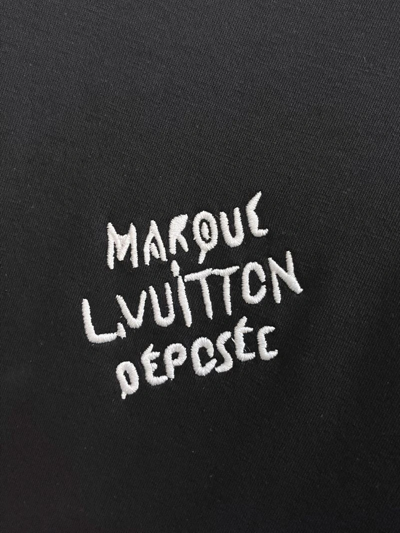 DailyWear Louis Vuitton Short Suits 133679