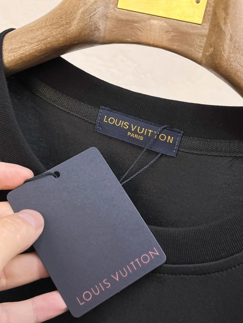 Louis Vuitton Short Suits Refined 133673