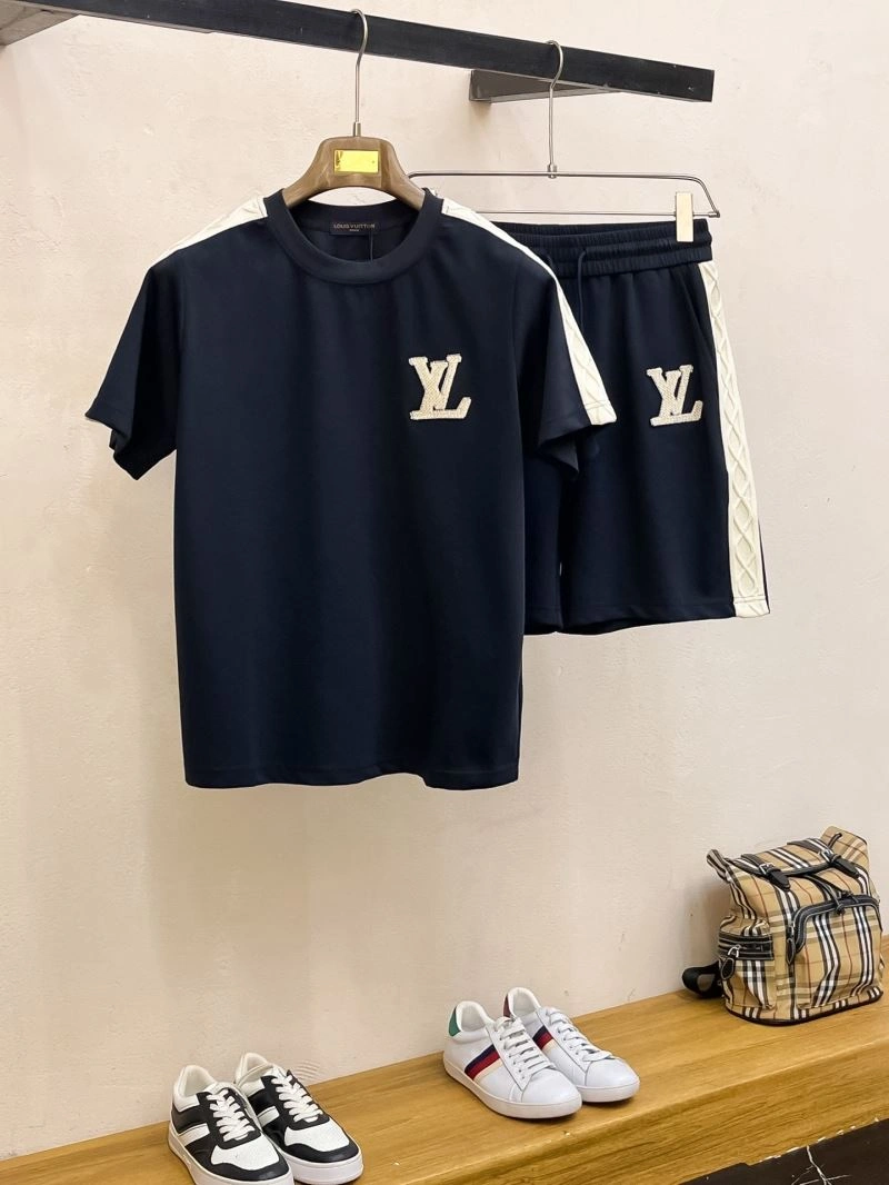 Louis Vuitton Short Suits GoodFit 133669