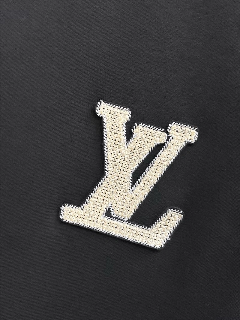 Louis Vuitton Short Suits ModernLook 133668