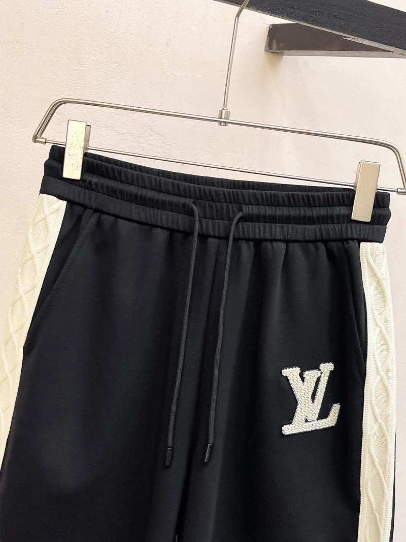 Louis Vuitton Short Suits ModernLook 133668