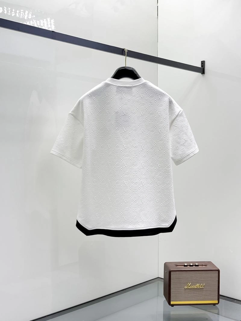 Affordable Louis Vuitton Short Suits 132692