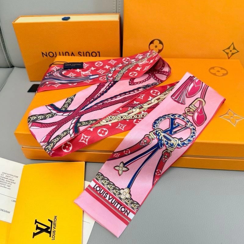 Supportive Louis Vuitton Silk 272060
