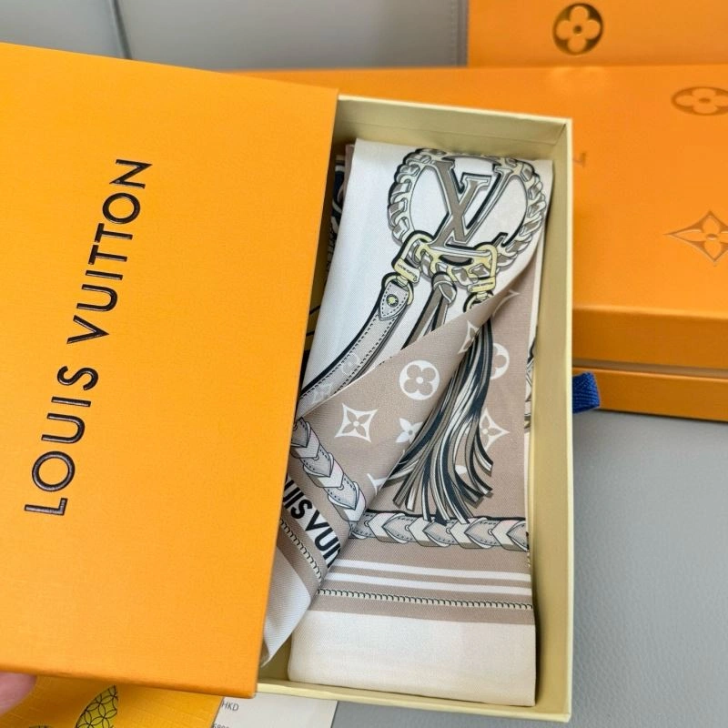 Louis Vuitton Silk MultiPurpose 272064