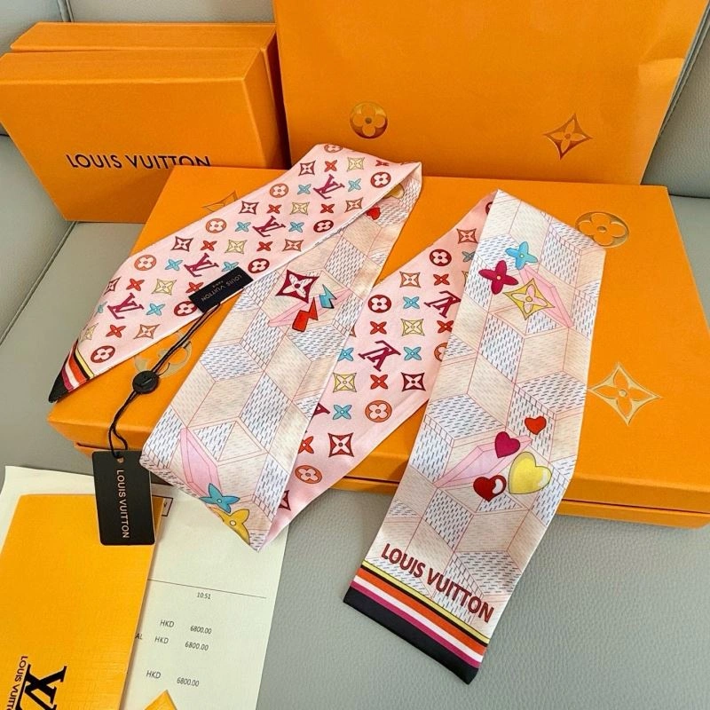 Louis Vuitton Silk WaterResistant 272053