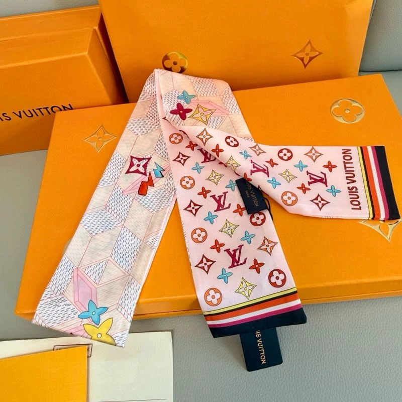Louis Vuitton Silk WaterResistant 272053