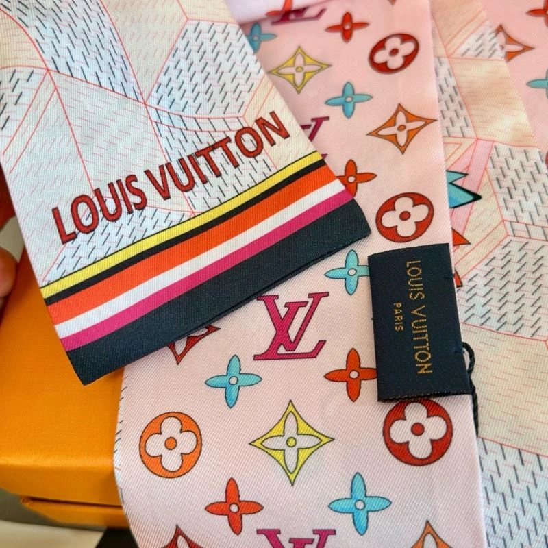 Louis Vuitton Silk WaterResistant 272053