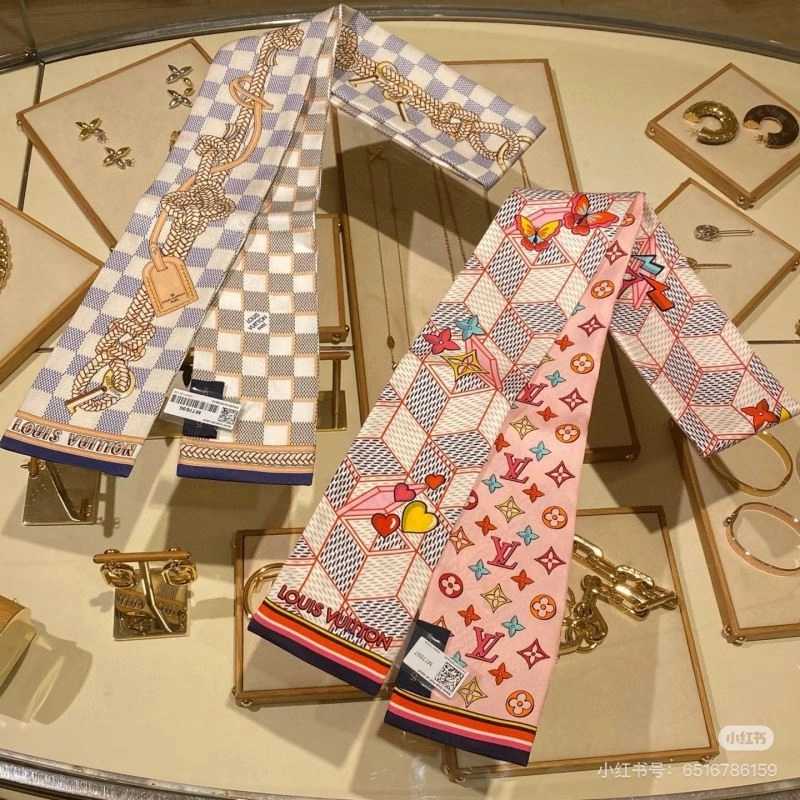 Louis Vuitton Silk Breathable 272056
