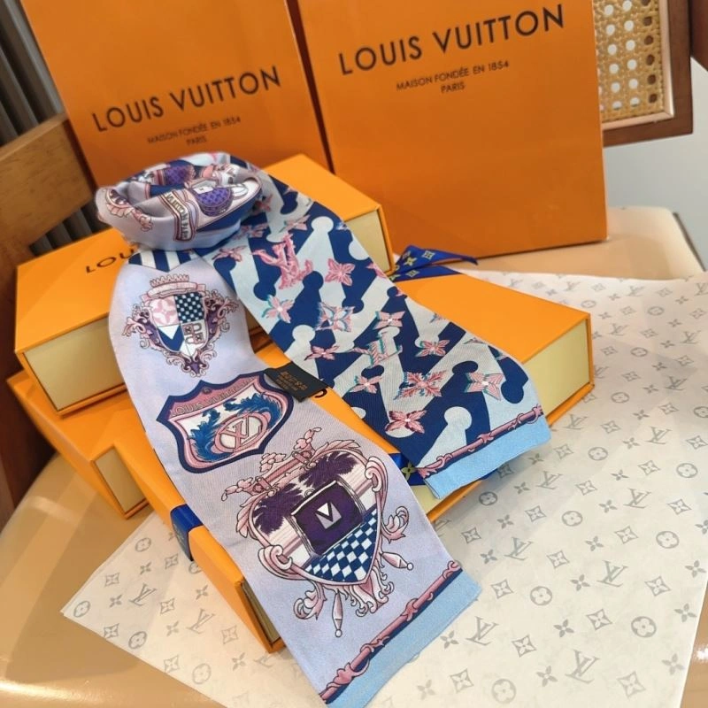 Packable Louis Vuitton Silk 272063