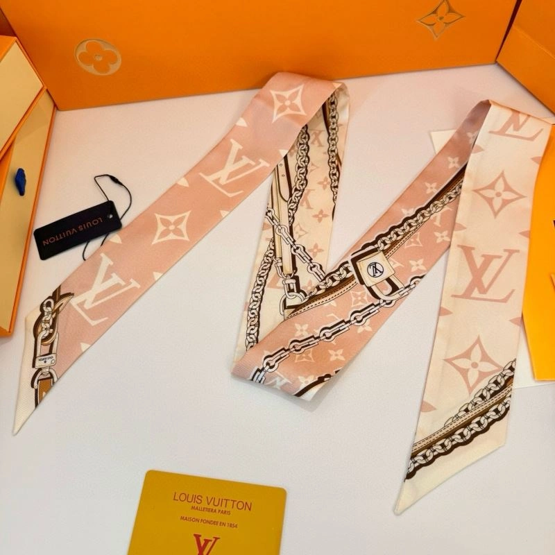 OdorResistant Louis Vuitton Silk 272059