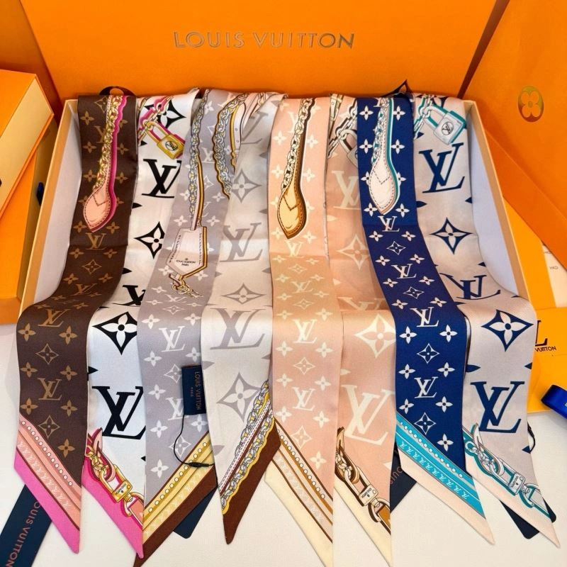 Louis Vuitton Silk Sophisticated 272062