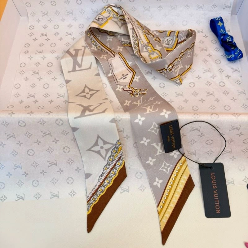 Louis Vuitton Silk FashionForward 272055