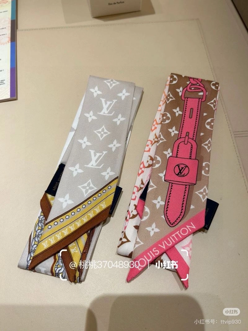 Louis Vuitton Silk FashionForward 272055