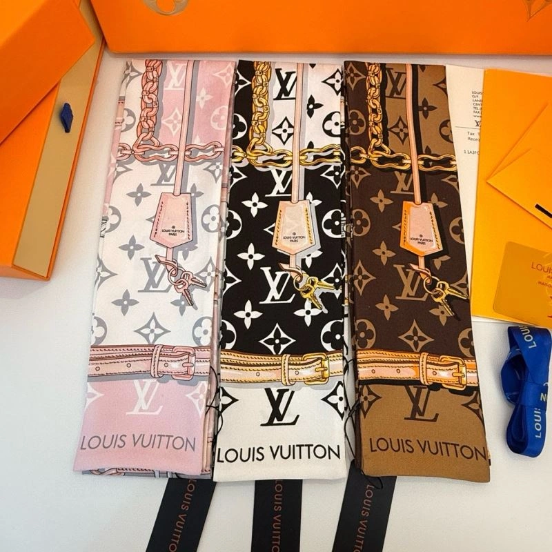 Louis Vuitton Silk HighPerformance 272028