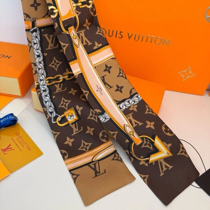 Louis Vuitton Silk HighPerformance 272028