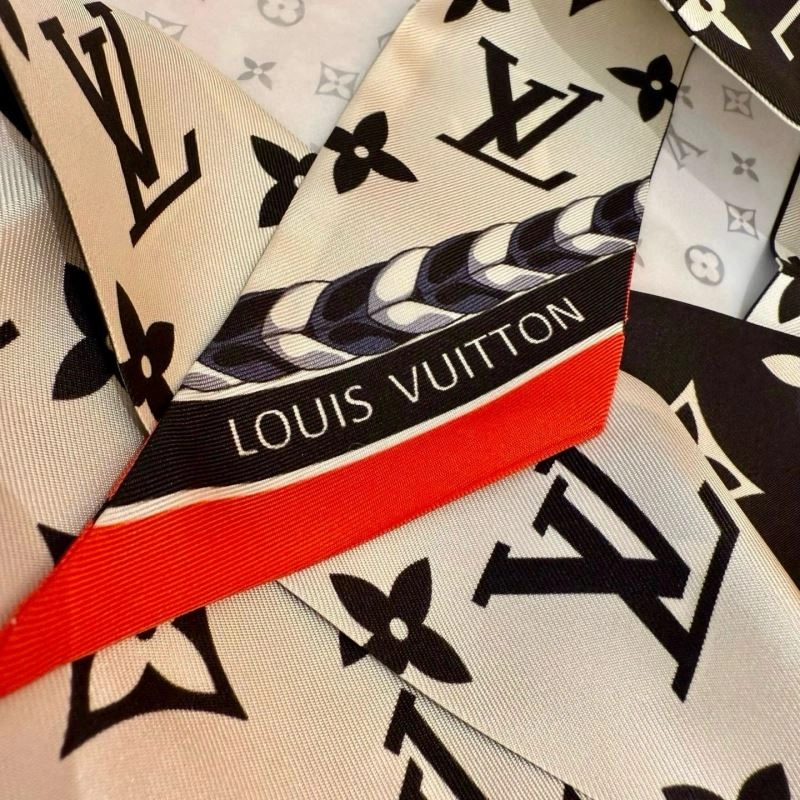 Louis Vuitton Silk GoodFit 272044