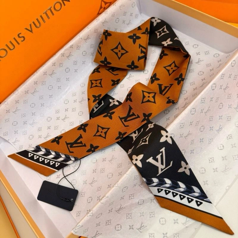 Original Louis Vuitton Silk 272036