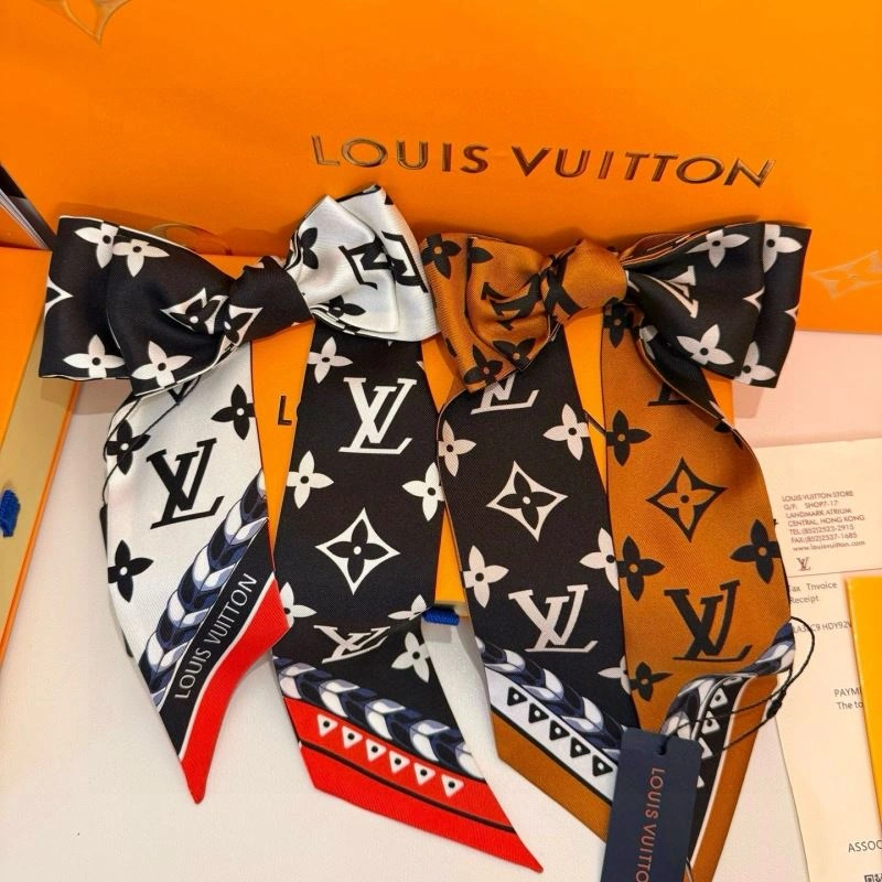 Original Louis Vuitton Silk 272036