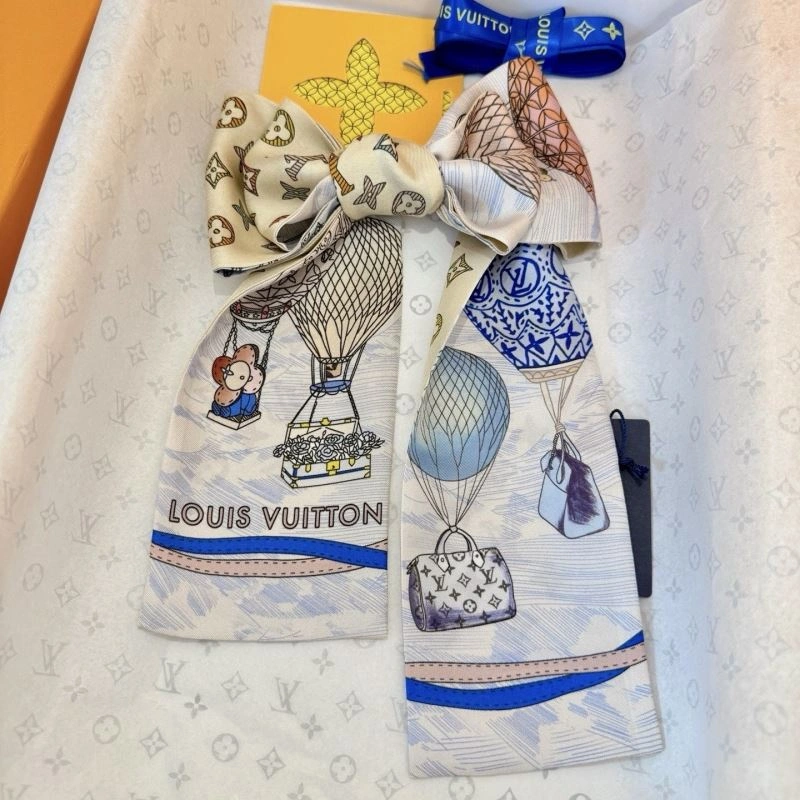 Louis Vuitton Silk Supportive 272030