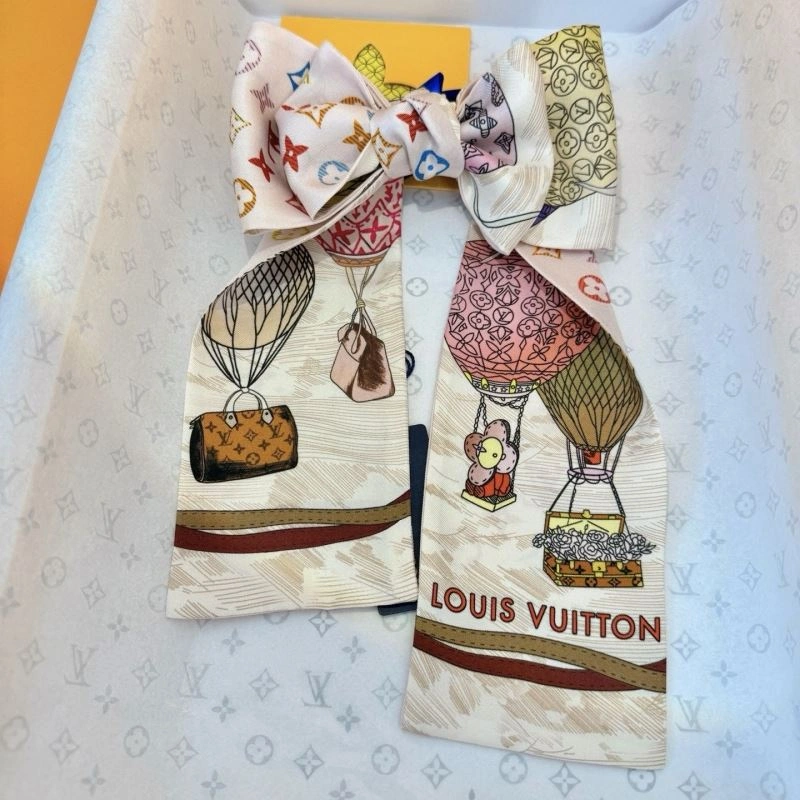 Louis Vuitton Silk Colorful 272034