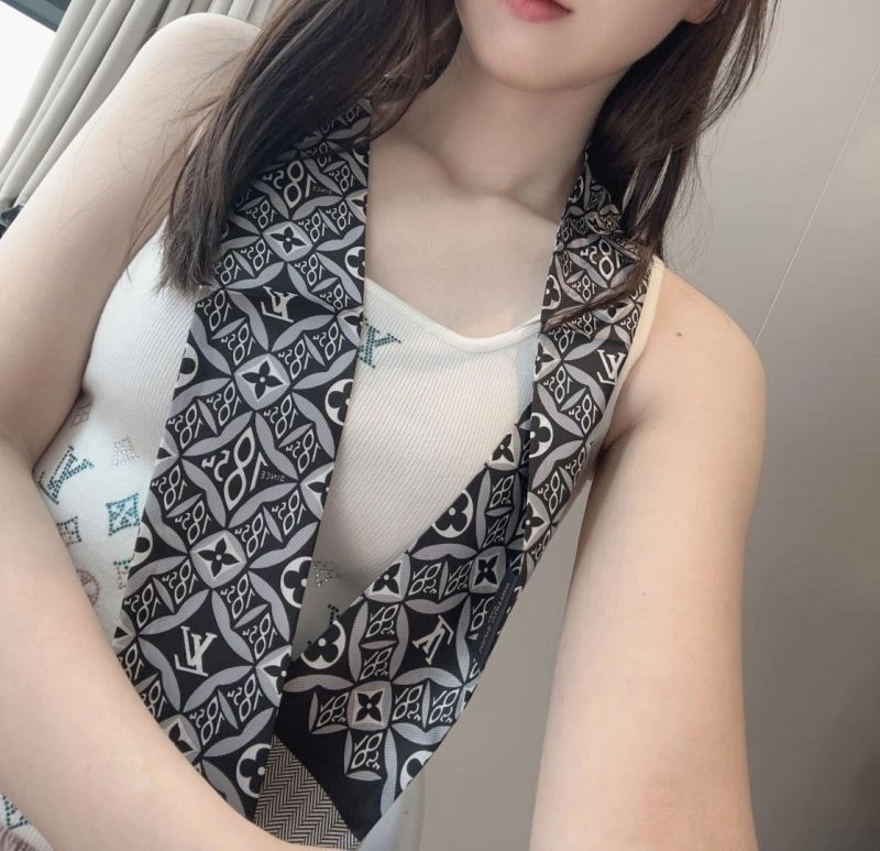 Louis Vuitton Silk Thermal 272032