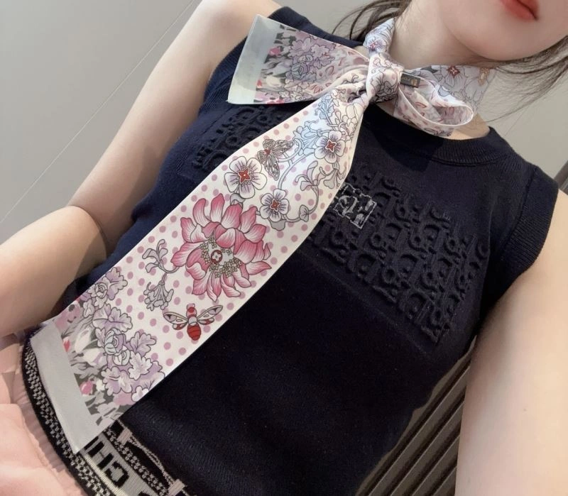 Louis Vuitton Silk Trendy 272590