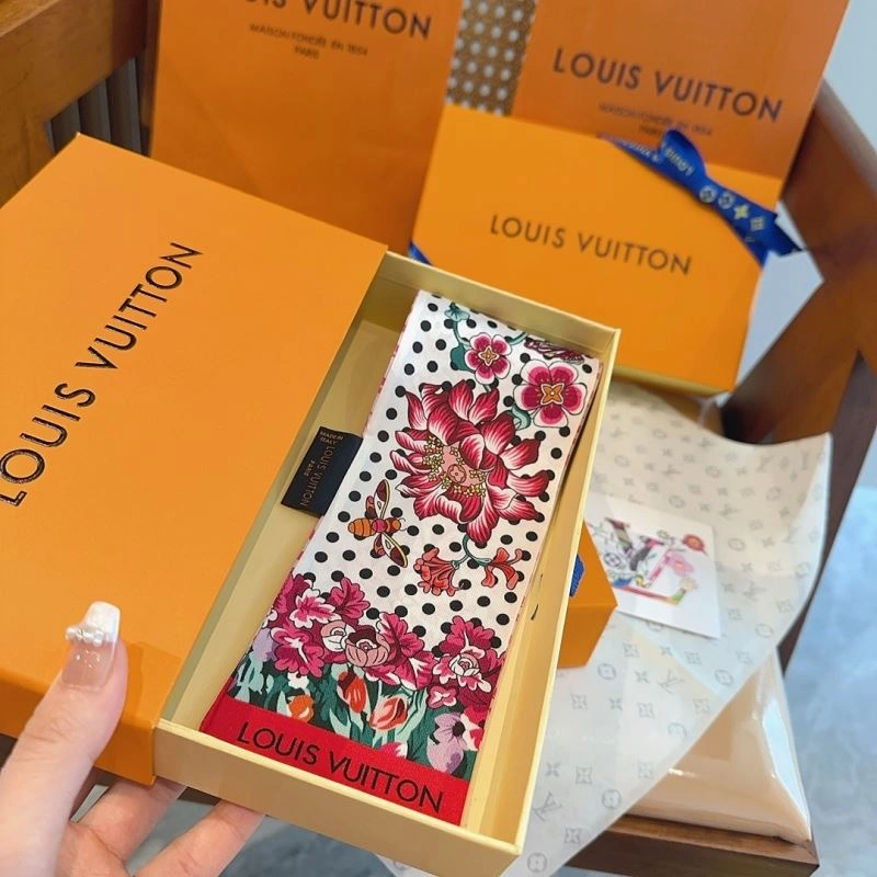 HighQuality Louis Vuitton Silk 272610