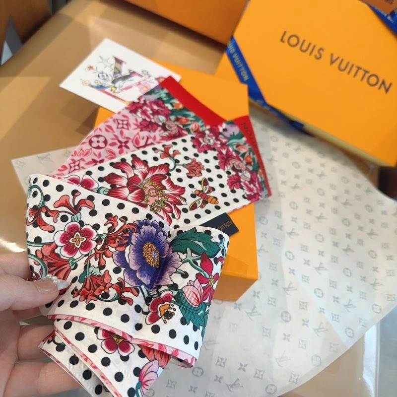 HighQuality Louis Vuitton Silk 272610