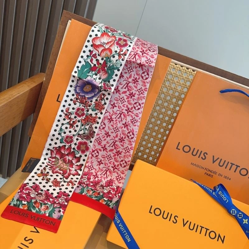 HighQuality Louis Vuitton Silk 272610